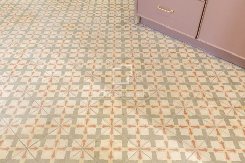 Huoneisto myytävänä Barcelona, Espanja, 3 makuuhuonetta, 119 m2 No. 192776 - kuva 18