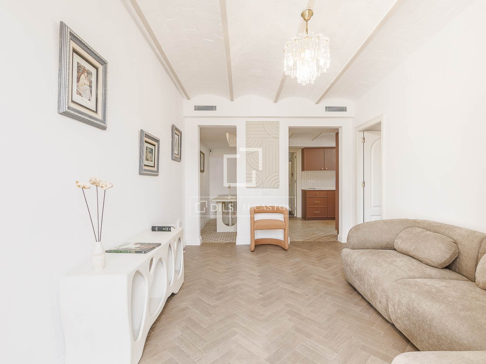 Huoneisto Barcelona, Espanja 3 makuuhuonetta, 119 m2 No. 192776
