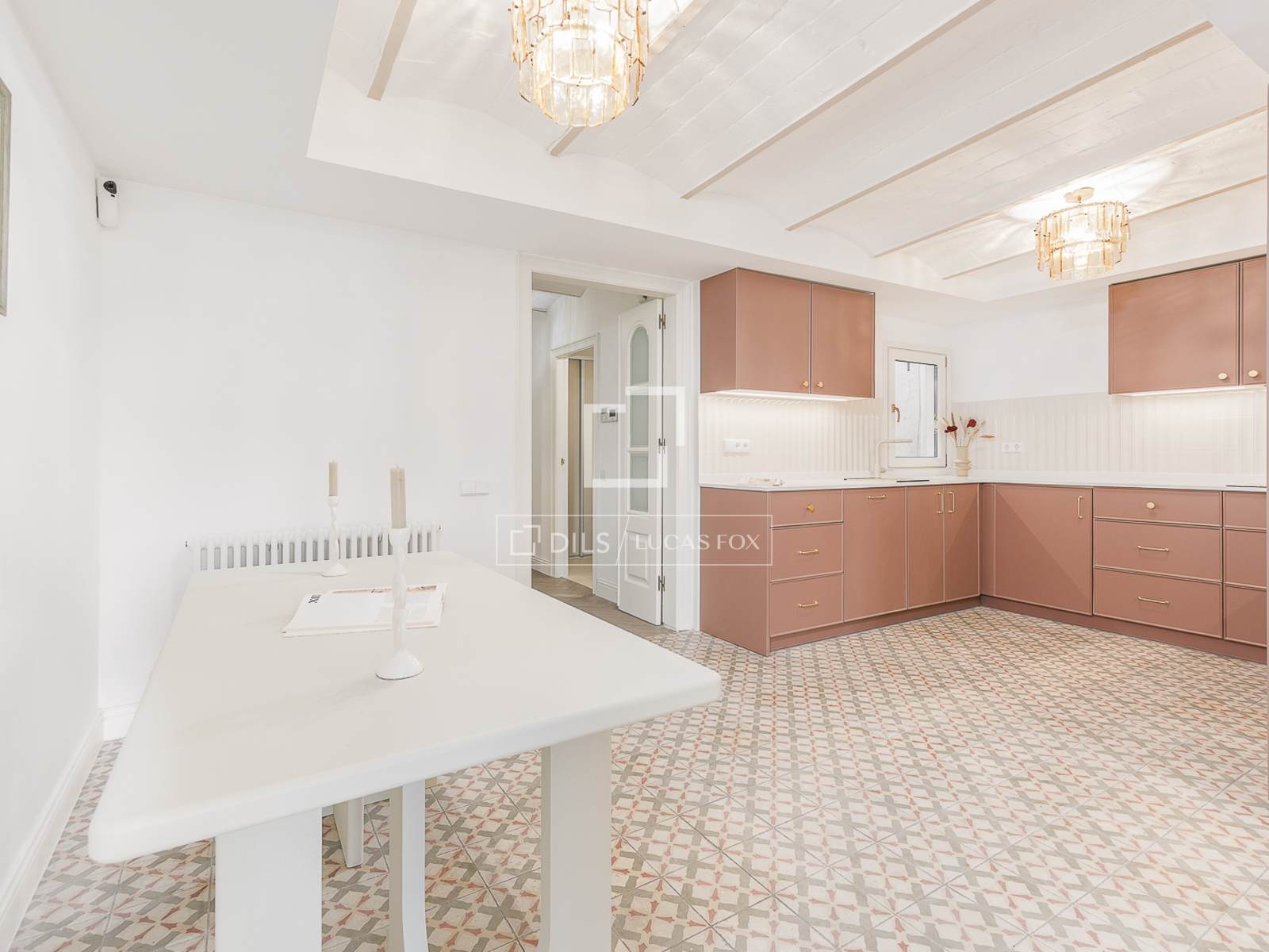 Huoneisto Barcelona, Espanja 3 makuuhuonetta, 119 m2 No. 192776