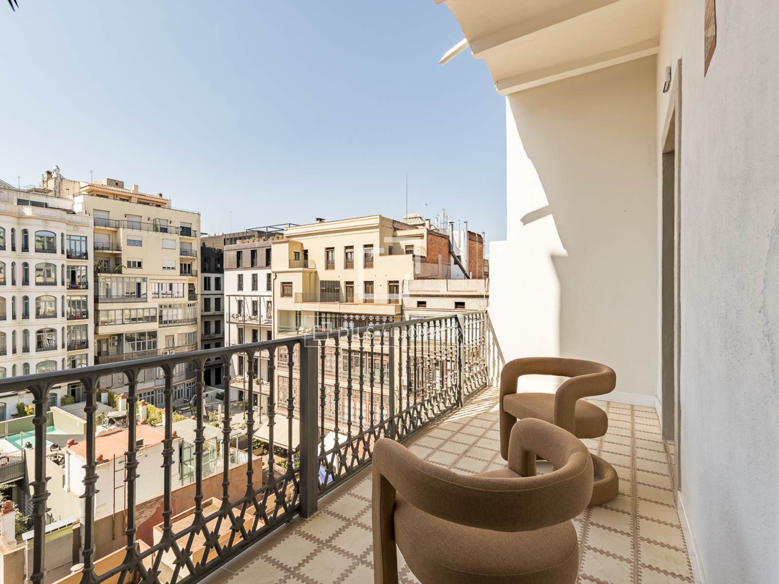 Huoneisto Barcelona, Espanja 3 makuuhuonetta, 119 m2 No. 192776