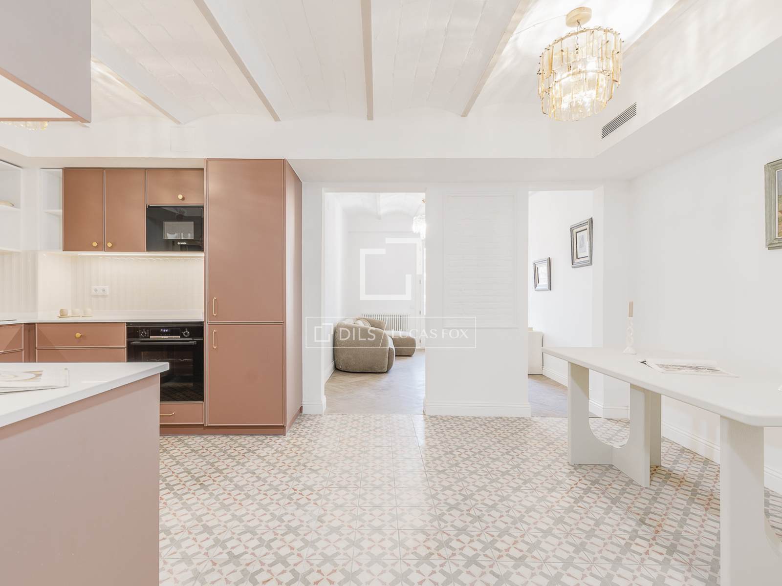Huoneisto Barcelona, Espanja 3 makuuhuonetta, 119 m2 No. 192776