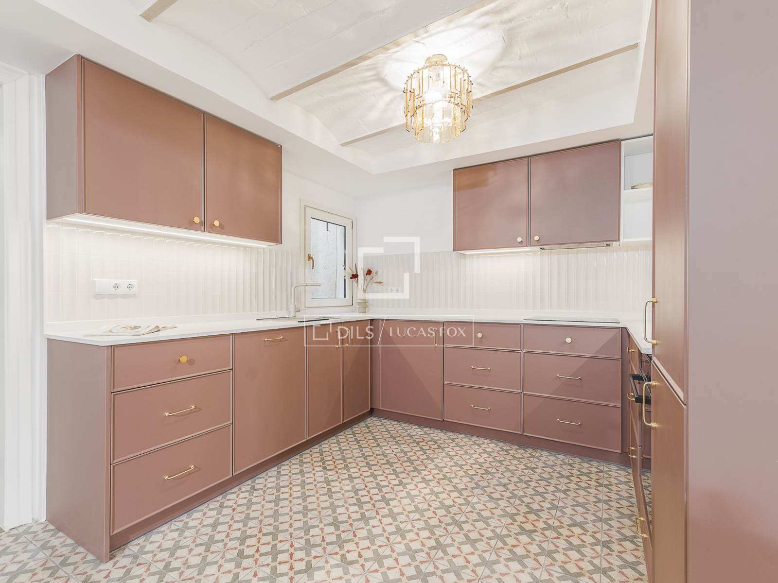 Huoneisto Barcelona, Espanja 3 makuuhuonetta, 119 m2 No. 192776