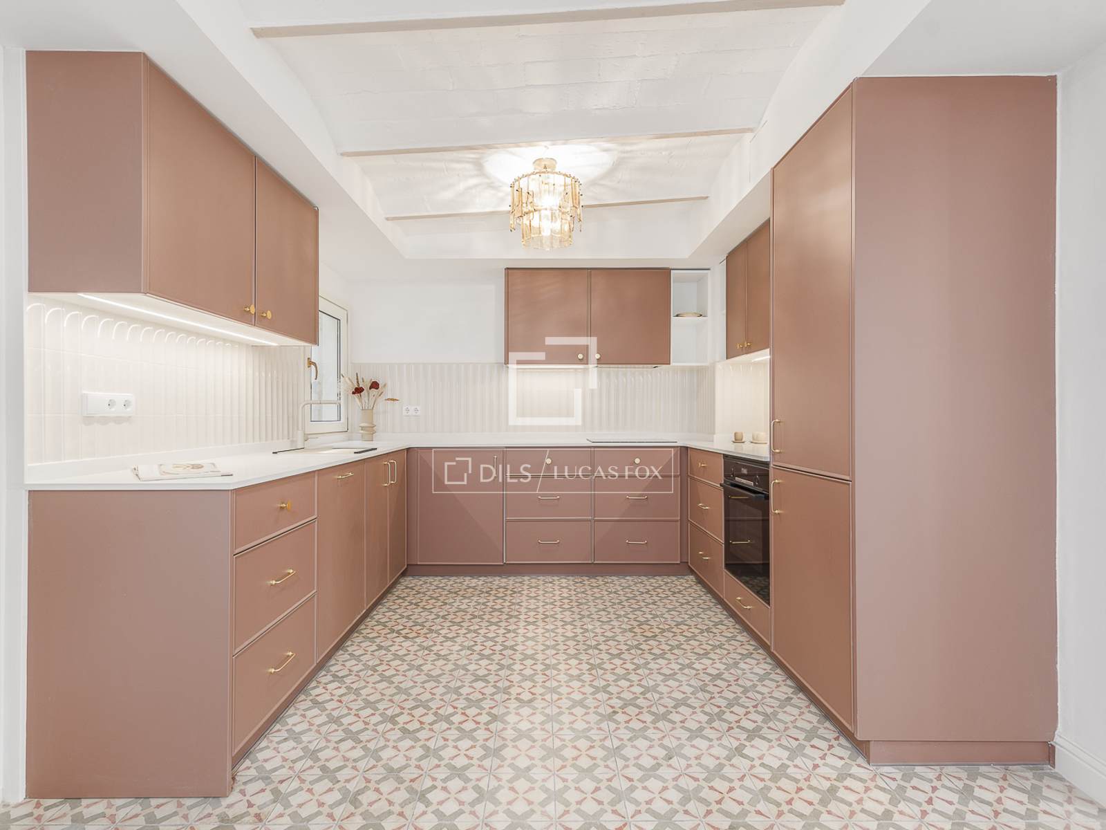 Huoneisto Barcelona, Espanja 3 makuuhuonetta, 119 m2 No. 192776