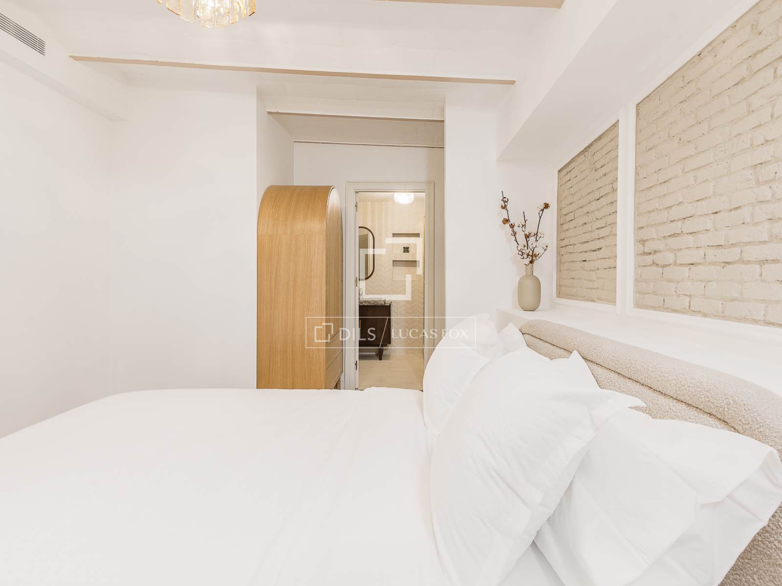 Huoneisto Barcelona, Espanja 3 makuuhuonetta, 119 m2 No. 192776