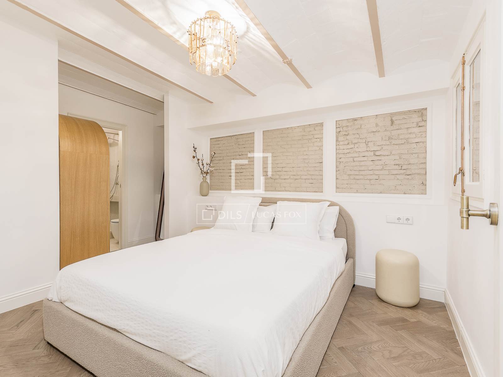 Huoneisto Barcelona, Espanja 3 makuuhuonetta, 119 m2 No. 192776