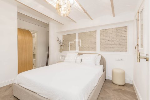 Huoneisto myytävänä Barcelona, Espanja, 3 makuuhuonetta, 119 m2 No. 192776 - kuva 27