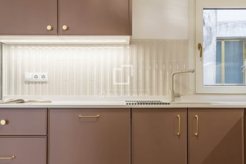 Huoneisto myytävänä Barcelona, Espanja, 3 makuuhuonetta, 119 m2 No. 192776 - kuva 12