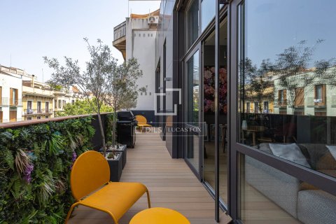 Kattohuoneisto myytävänä Barcelona, Espanja, 2 makuuhuonetta, 130 m2 No. 192773 - kuva 15