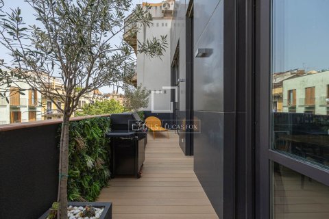 Kattohuoneisto myytävänä Barcelona, Espanja, 2 makuuhuonetta, 130 m2 No. 192773 - kuva 18