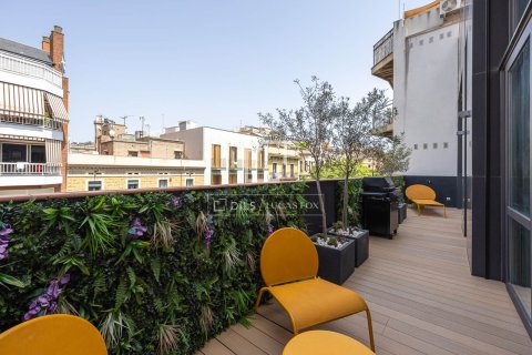 Kattohuoneisto myytävänä Barcelona, Espanja, 2 makuuhuonetta, 130 m2 No. 192773 - kuva 17