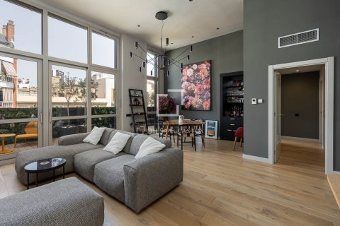 Kattohuoneisto myytävänä Barcelona, Espanja, 2 makuuhuonetta, 130 m2 No. 192773 - kuva 9