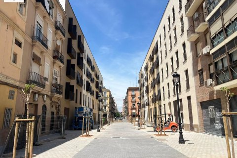 Huoneisto myytävänä Valencia, Espanja, 2 makuuhuonetta, 118 m2 No. 168008 - kuva 27