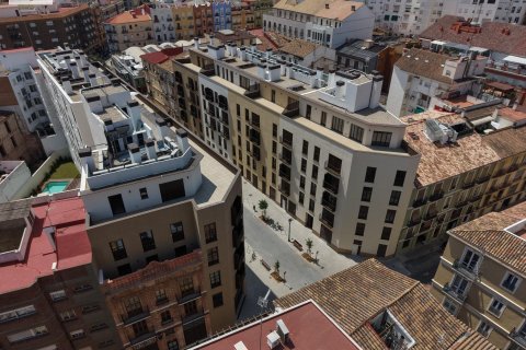 Huoneisto myytävänä Valencia, Espanja, 2 makuuhuonetta, 118 m2 No. 168008 - kuva 3