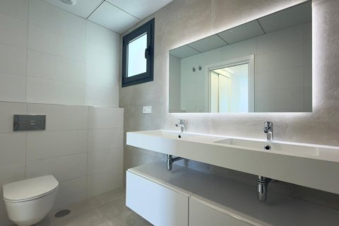 Takvåning till salu i Villajoyosa, Alicante, Spanien 3 sovrum, 226 kvm. Nr. 168014 - foto 10