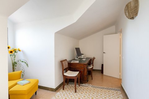 Продажа дома в Барселона, Испания 6 спален, №140776 - фото 27