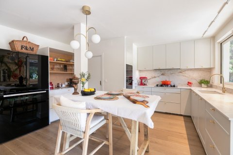 Продажа дома в Барселона, Испания 6 спален, №140776 - фото 10