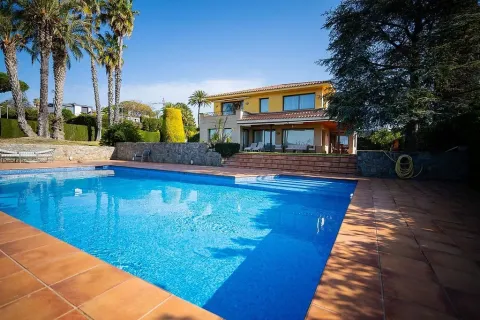 Продажа дома в Алелья, Барселона, Испания 5 спален, №140777 - фото 2