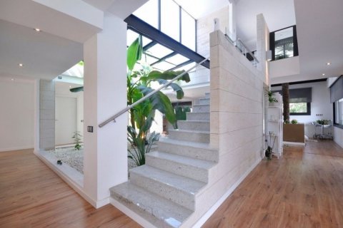 Māja pārdošanā Vallromanes, Barcelona, Spānijā 3 istabas, Nr. 140778 - attēls 10