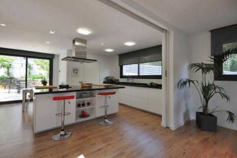 Māja pārdošanā Vallromanes, Barcelona, Spānijā 3 istabas, Nr. 140778 - attēls 15