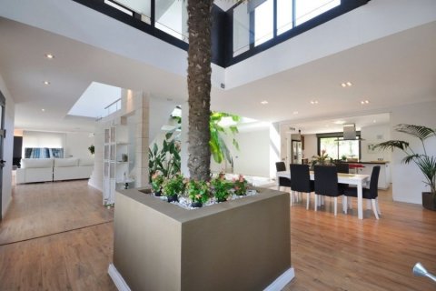 Māja pārdošanā Vallromanes, Barcelona, Spānijā 3 istabas, Nr. 140778 - attēls 8