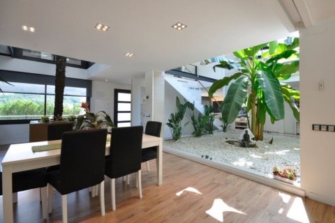 Māja pārdošanā Vallromanes, Barcelona, Spānijā 3 istabas, Nr. 140778 - attēls 7