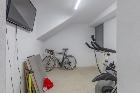 Продажа дома в Сан-Кугат-дель-Вальес, Барселона, Испания 5 спален,  №140772 - фото 21