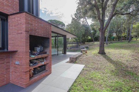 Продажа дома в Сан-Кугат-дель-Вальес, Барселона, Испания 5 спален,  №140772 - фото 25