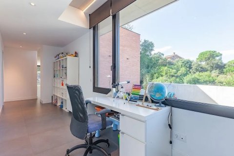 Продажа дома в Сан-Кугат-дель-Вальес, Барселона, Испания 5 спален,  №140772 - фото 18