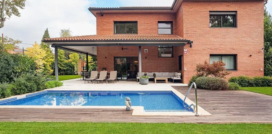 Сasa en Sant Cugat del Vallès, Barcelona, España 5 dormitorios, No. 140773