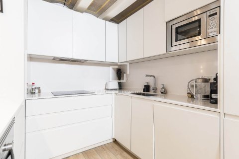 Apartment à vendre à Barcelona, Espagne, 2 chambres, 87 m2 No. 150395 - photo 10