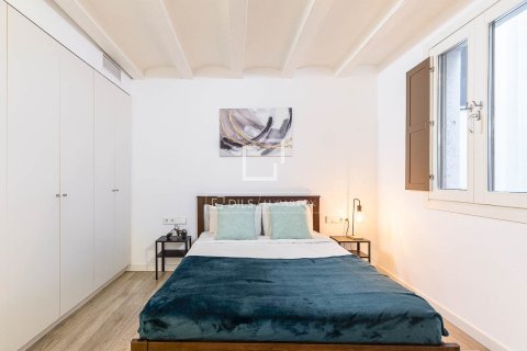 Apartment à vendre à Barcelona, Espagne, 2 chambres, 87 m2 No. 150395 - photo 12