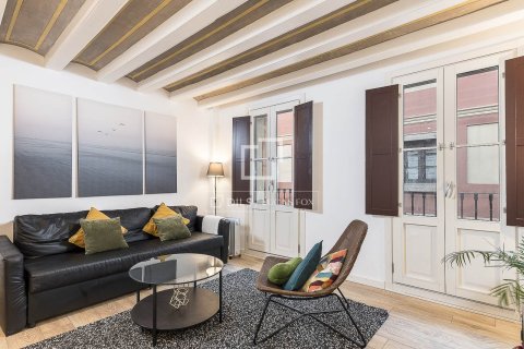 Apartment à vendre à Barcelona, Espagne, 2 chambres, 87 m2 No. 150395 - photo 2