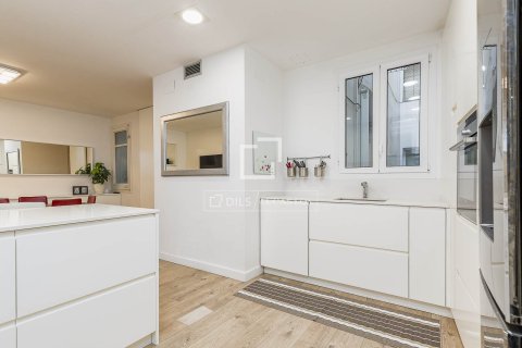 Dzīvoklis pārdošanā Barcelona, Spānijā 4 istabas, 155 m2 Nr. 150392 - attēls 17