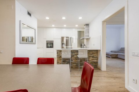 Dzīvoklis pārdošanā Barcelona, Spānijā 4 istabas, 155 m2 Nr. 150392 - attēls 13