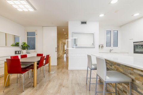 Dzīvoklis pārdošanā Barcelona, Spānijā 4 istabas, 155 m2 Nr. 150392 - attēls 12