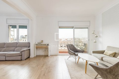 Dzīvoklis pārdošanā Barcelona, Spānijā 4 istabas, 155 m2 Nr. 150392 - attēls 2