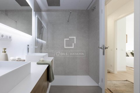 Villa for sale in Alella, Barcelona, Spain 4 bedrooms, 332 sq.m. No. 150391 - photo 14