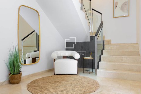 Villa for sale in Alella, Barcelona, Spain 4 bedrooms, 332 sq.m. No. 150391 - photo 12