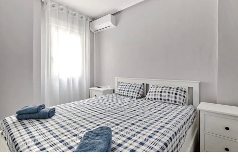 Продажа квартиры в Торревьеха, Аликанте, Испания 2 спальни, 75м2 №189260 - фото 14
