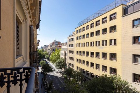 Penthouse w Barcelona, Hiszpania 2 sypialnie, 145 mkw. nr 150929 – zdjęcie 18