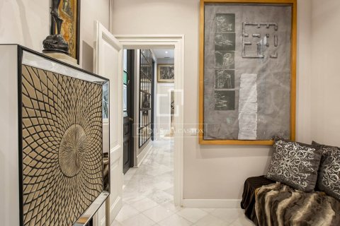 Apartament w Barcelona, Hiszpania 3 sypialnie, 164 mkw. nr 150923 – zdjęcie 28