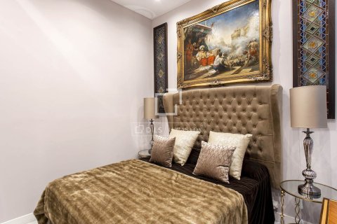 Apartament w Barcelona, Hiszpania 3 sypialnie, 164 mkw. nr 150923 – zdjęcie 23