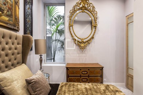 Apartament w Barcelona, Hiszpania 3 sypialnie, 164 mkw. nr 150923 – zdjęcie 24