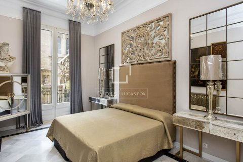 Apartament w Barcelona, Hiszpania 3 sypialnie, 164 mkw. nr 150923 – zdjęcie 7