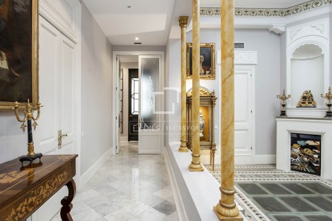 Apartament w Barcelona, Hiszpania 3 sypialnie, 164 mkw. nr 150923 – zdjęcie 14