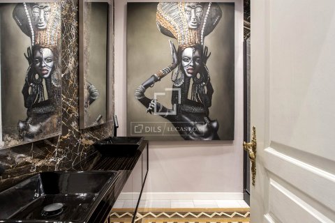 Apartament w Barcelona, Hiszpania 3 sypialnie, 164 mkw. nr 150923 – zdjęcie 18