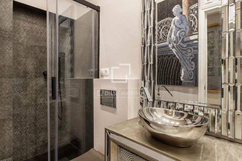 Apartament w Barcelona, Hiszpania 3 sypialnie, 164 mkw. nr 150923 – zdjęcie 29