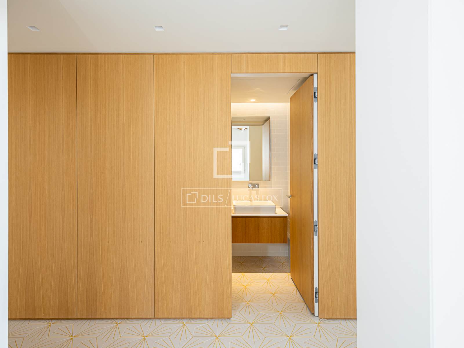 Wohnung in Barcelona, Spanien 3 Schlafzimmer, 174 m2 Nr. 150927