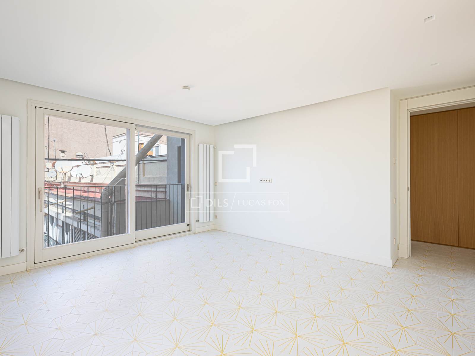 Wohnung in Barcelona, Spanien 3 Schlafzimmer, 174 m2 Nr. 150927
