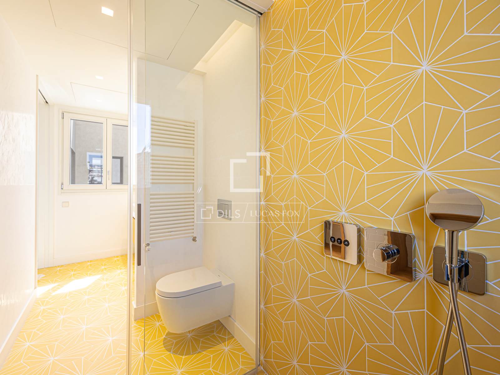 Wohnung in Barcelona, Spanien 3 Schlafzimmer, 174 m2 Nr. 150927